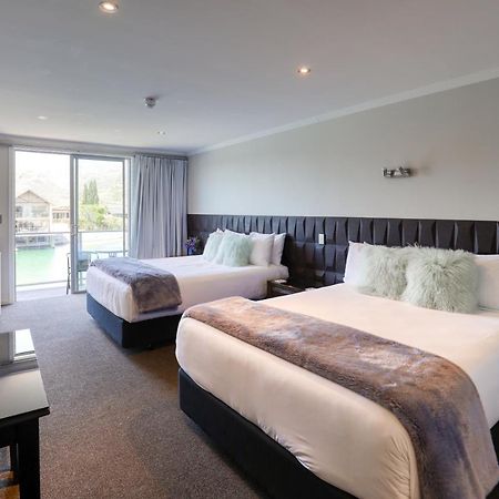 Marsden Lake Resort Central Otago Cromwell Exterior foto A typical hotel room